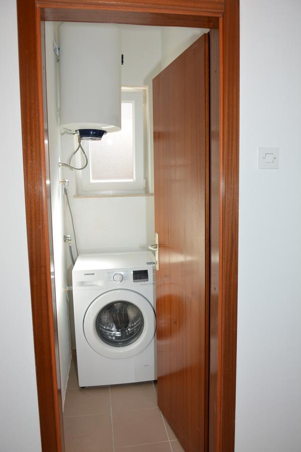 Taris Apartment Сен Екстериор снимка